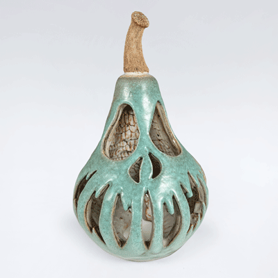 Photo of gourd-turquoise sculpture.